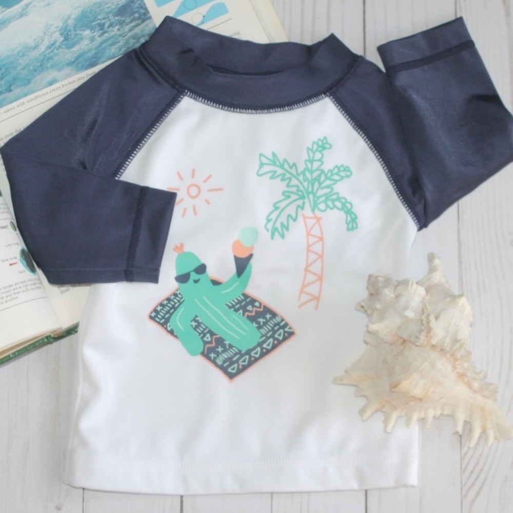 GYMBOREE • BOYS CACTUS LONG SLEEVE RASH GUARD